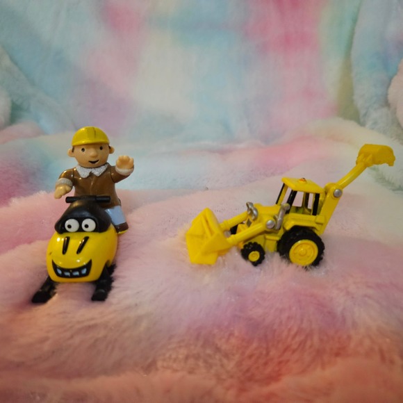 Bob the Builder Diecast Scoot Snowmobile Digger Tractor Vehicle Toy Set - Picture 1 of 5
